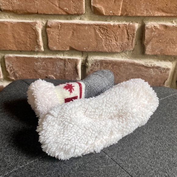 6-12M NWOT Fully Lined Booties/Socks - Picture 7 of 7